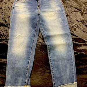 Women's Mid-Rise Boyfriend Jeans - Universal Thread Light Wash 8/29R